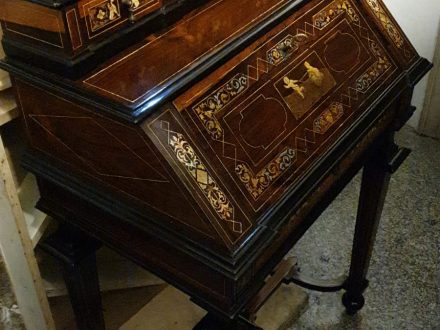 restauro-scrittoio-legno-antico